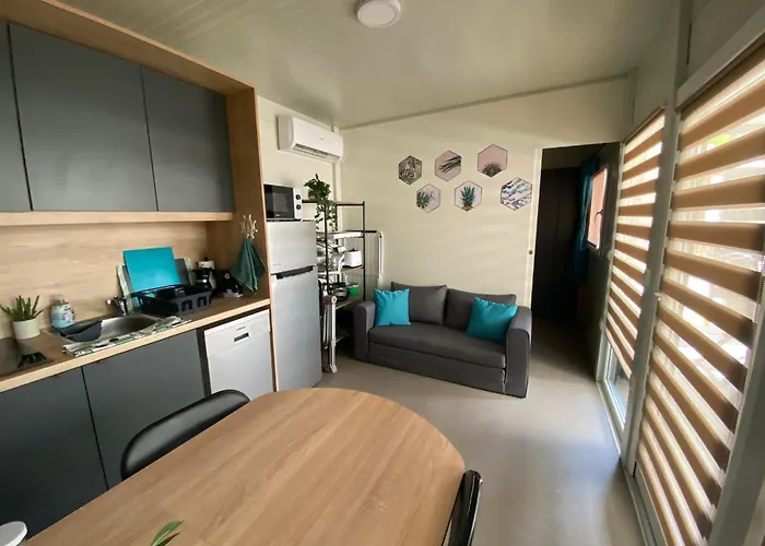 Jade's Luxury Mobile Privlaka Camp *