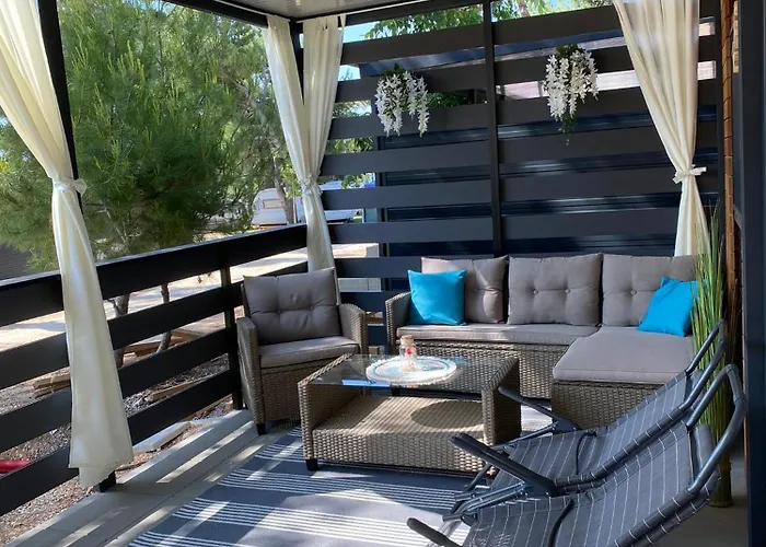 Jade's Luxury Mobile Privlaka Camp Vikendica